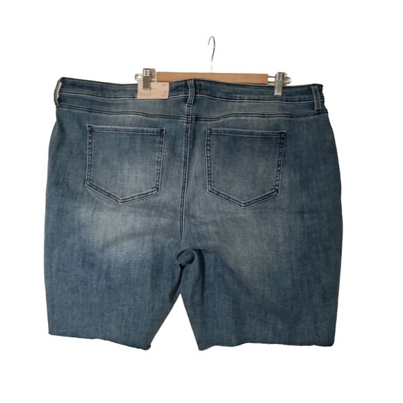 Not Your Daughters Jeans NYDJ Woman's Plus Size 22W Jean Shorts - Picture 2 of 9